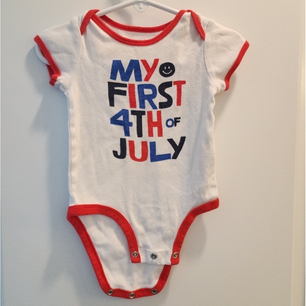 Kid's 9m Carter's‎ white fouth of July onesie patriotic Heroic Holiday America